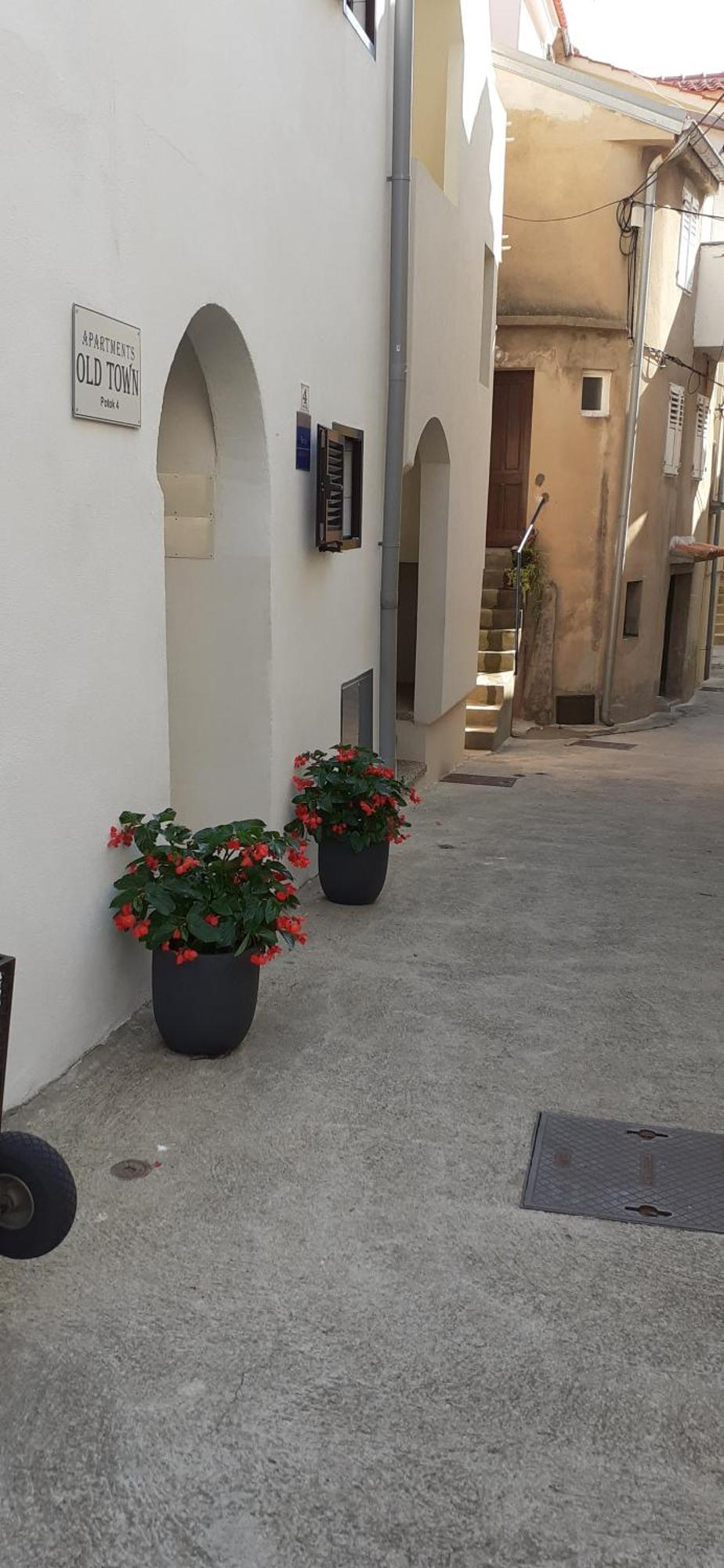 Old Town Lux Apartment Baska  Exterior photo